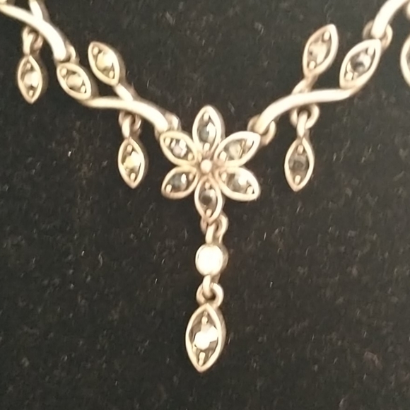 Necklace - Picture 2 of 4